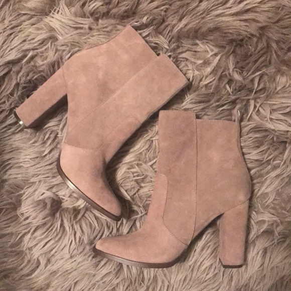 Steve Madden Shoes - Steve Madden heeled booties